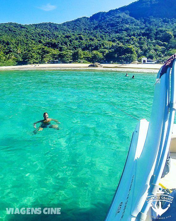 E se a região chama Costa Verde, o mar não podia ser de outra cor. Ilha Grande...