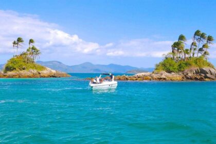 Melhores Passeios De Barco Na Ilha Grande