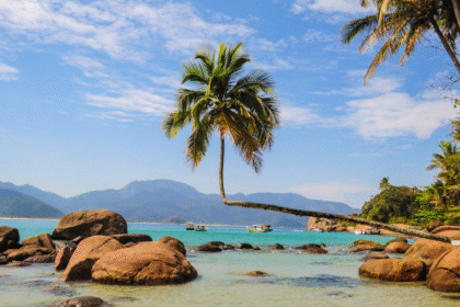 Praia Do Aventureiro, Destino Imperdível Na Ilha Grande