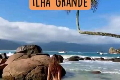 Praia Do Aventureiro Em Ilha Grande - Rj